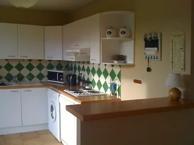 Hébergement de vacances Three- Bedroom House In Deauville